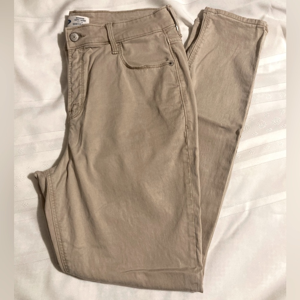 Old Navy rockstar super skinny high rise, secret slim pocket